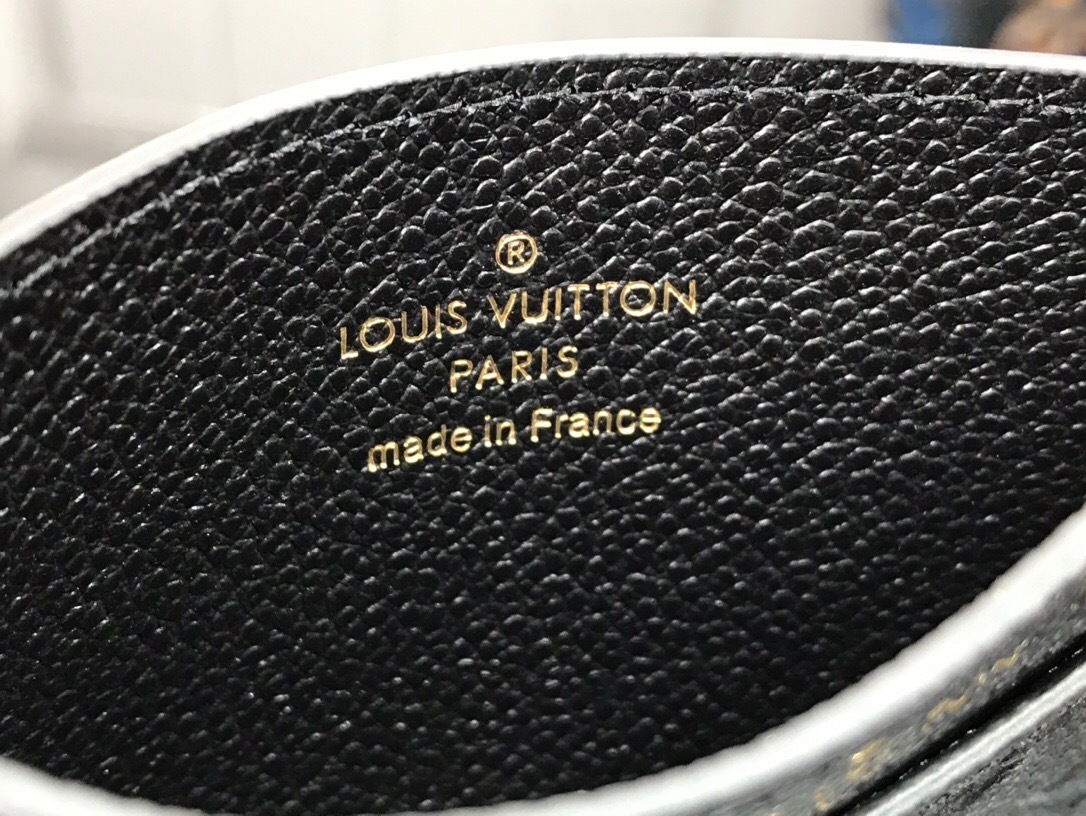 LV Card Holder M69171