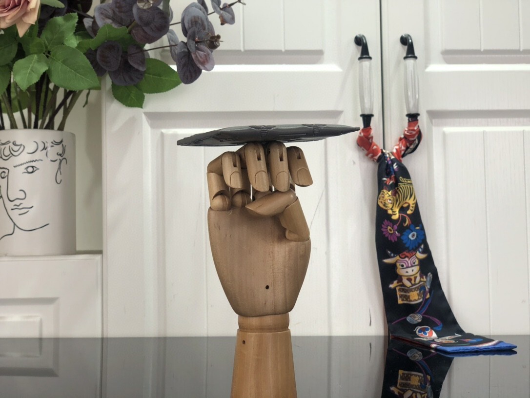 LV CARD HOLDER M69171H