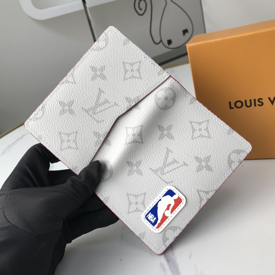 LV Card holder M80103B 