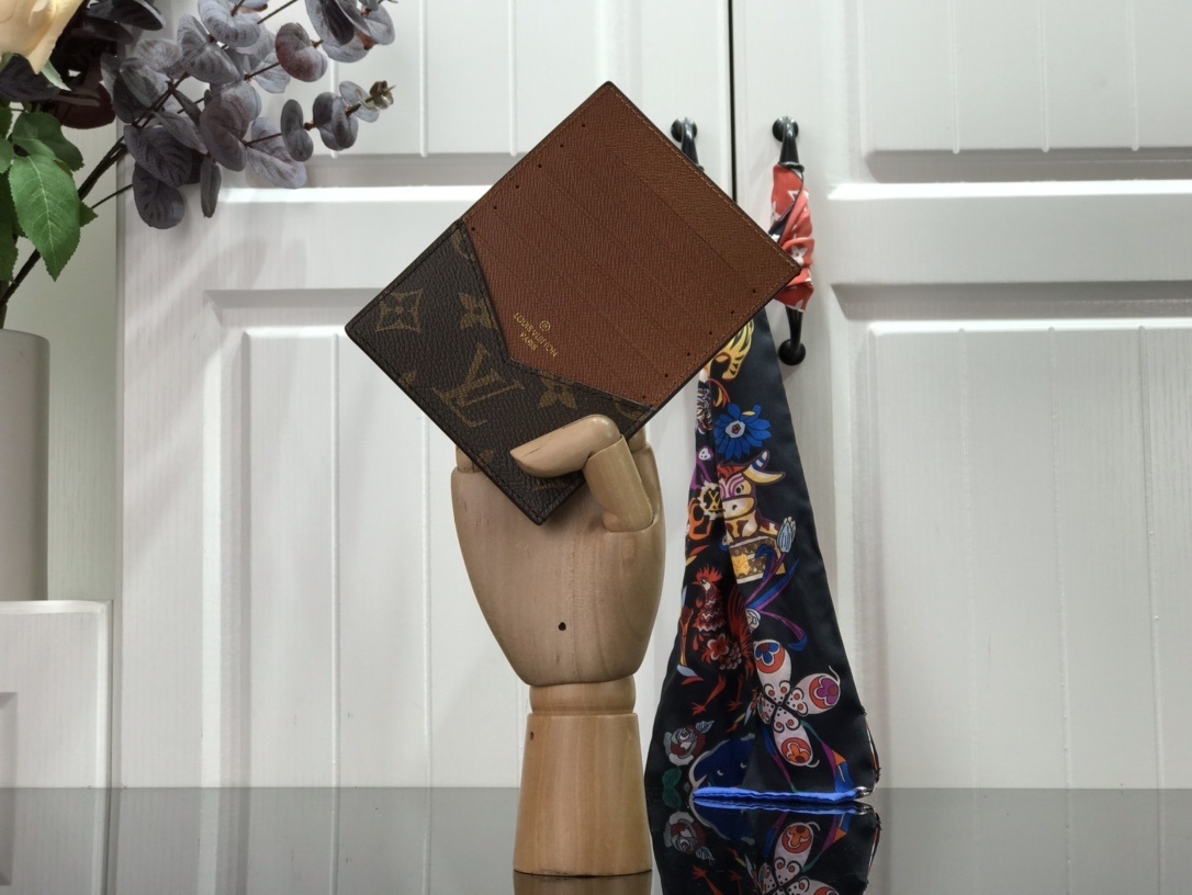 LV Card Holder N60378