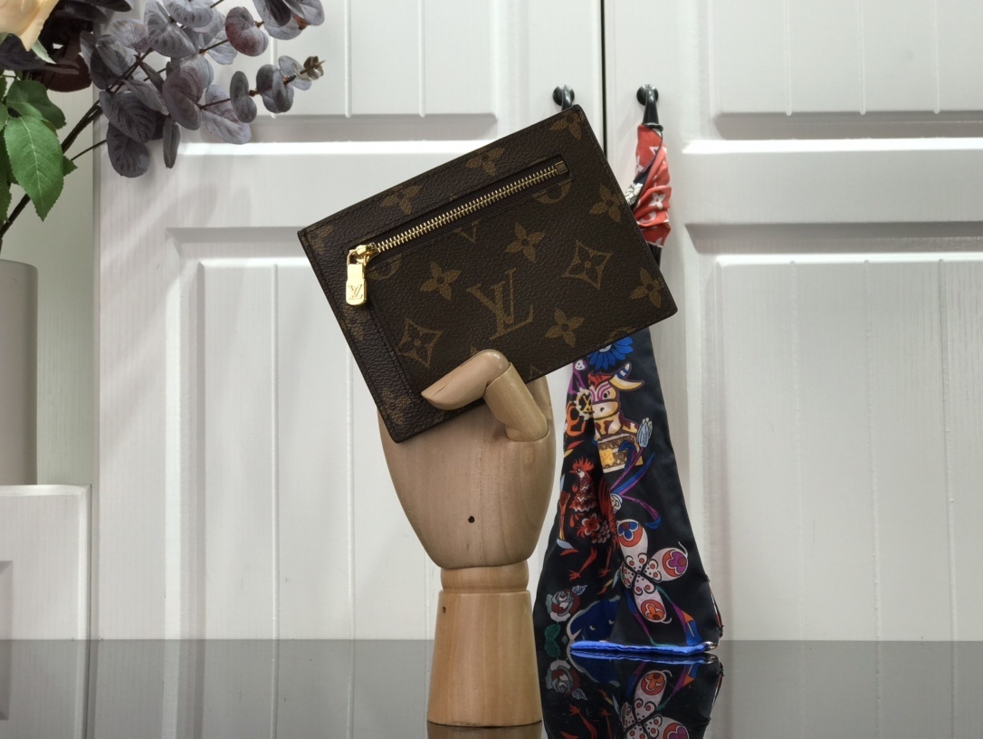 LV Card Holder N60378
