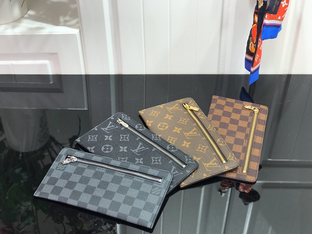 LV Card Holder N63049