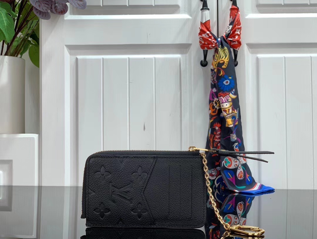 LV CARD HOLDER RECTO VERSO M69431