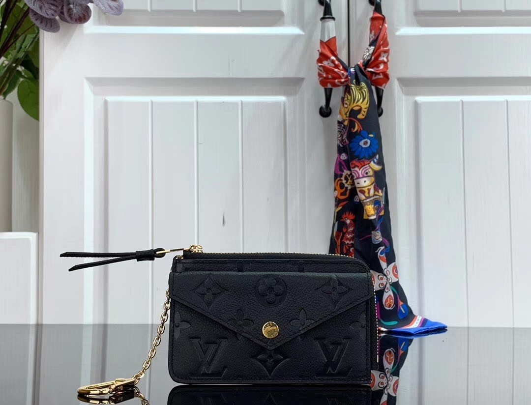 LV CARD HOLDER RECTO VERSO M69431