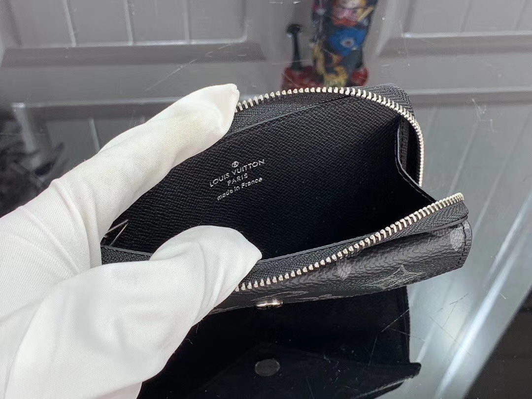 LV CARD HOLDER RECTO VERSO M69431