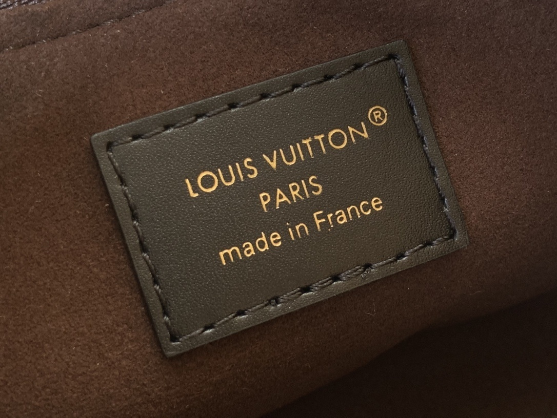 LV CATCHY m25223 