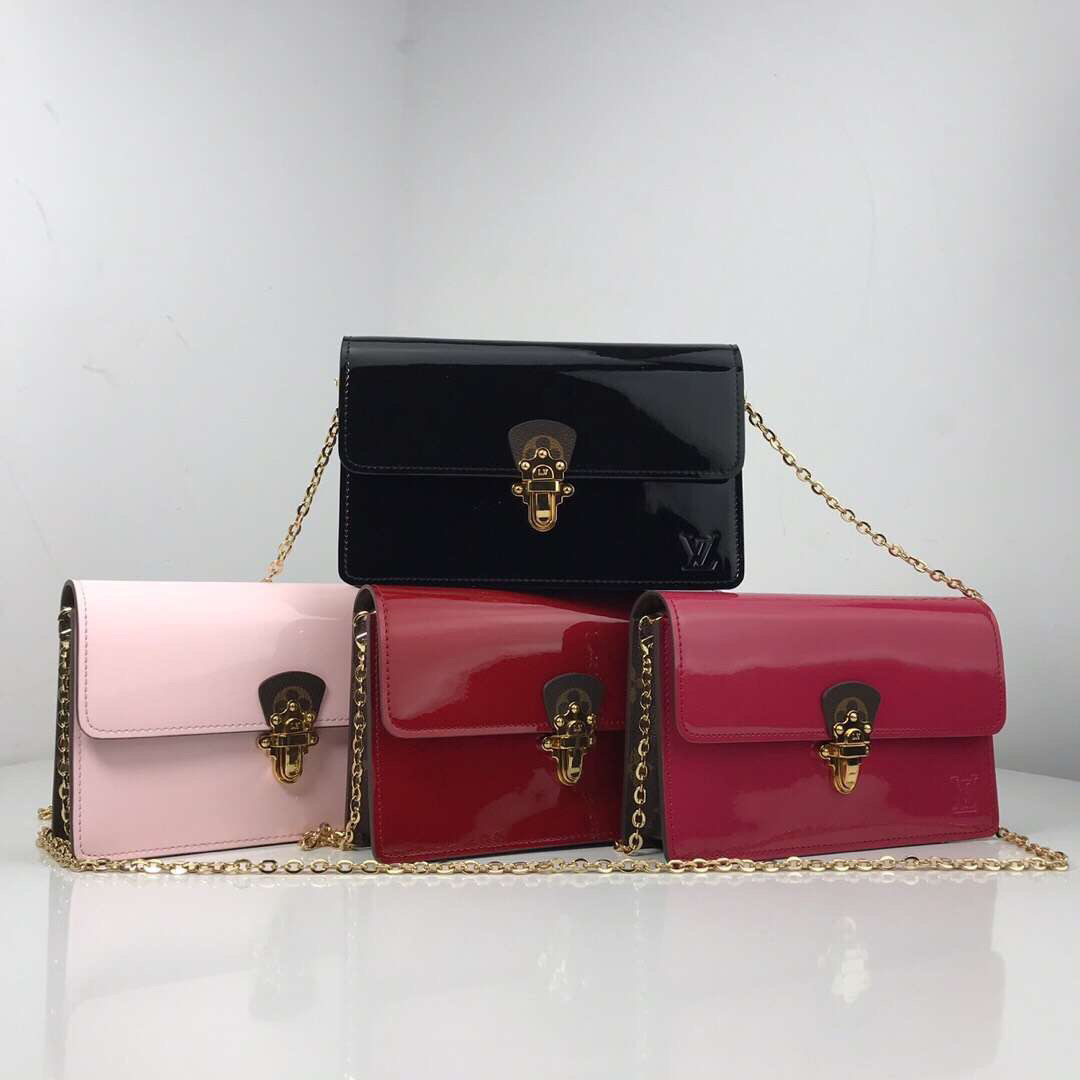 LV CHERRYWOOD CHAIN wallet M63306