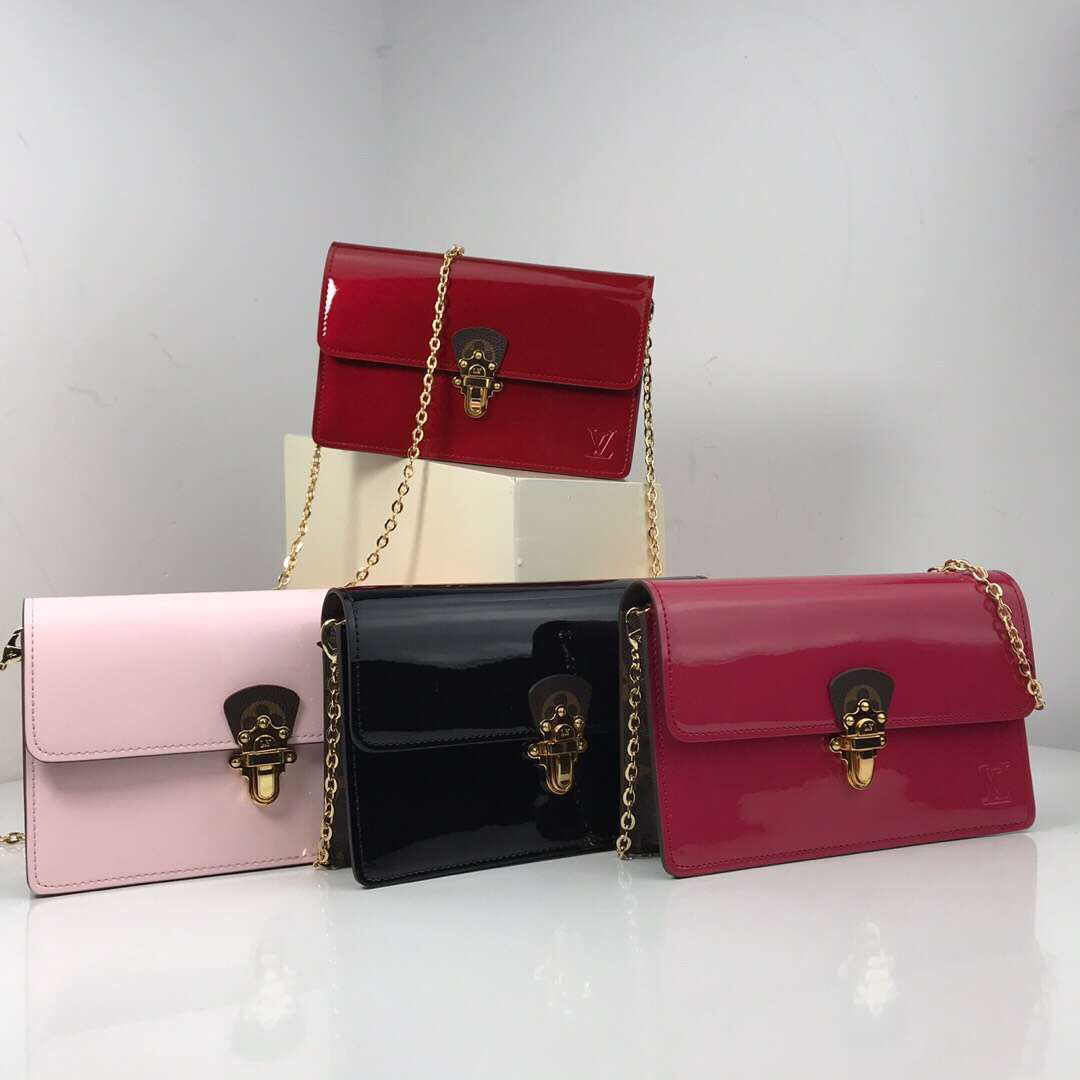 LV CHERRYWOOD CHAIN wallet M63306