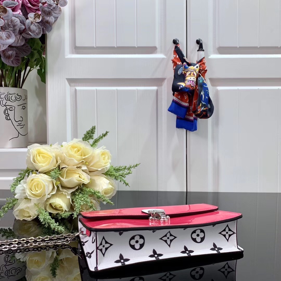 LV CHERRYWOOD CHAIN wallet M67793