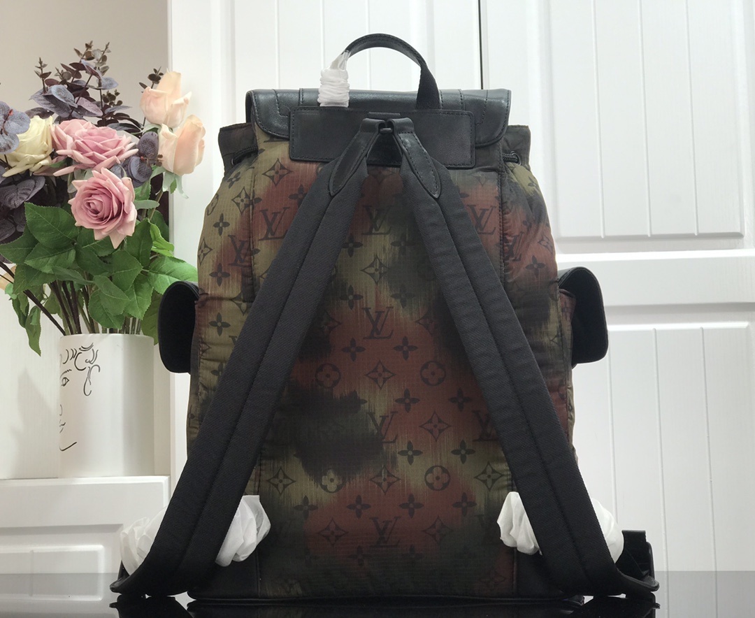 LV CHRISTOPHER BACKPACK PM M56411