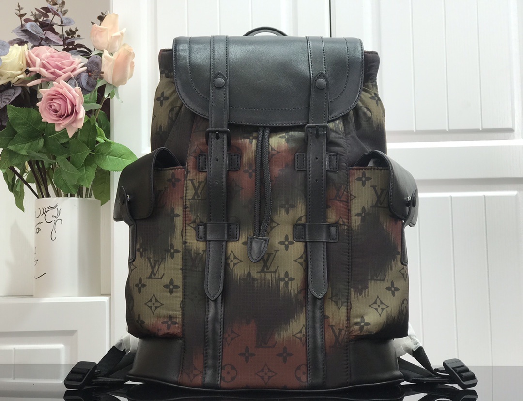 LV CHRISTOPHER BACKPACK PM M56411