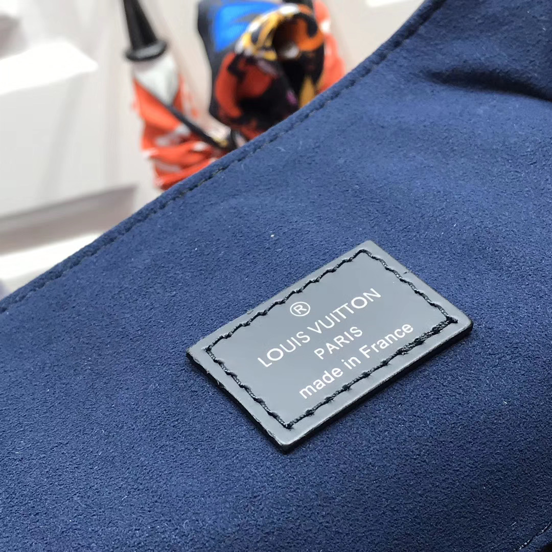 LV CHRISTOPHER PM Epi M58868