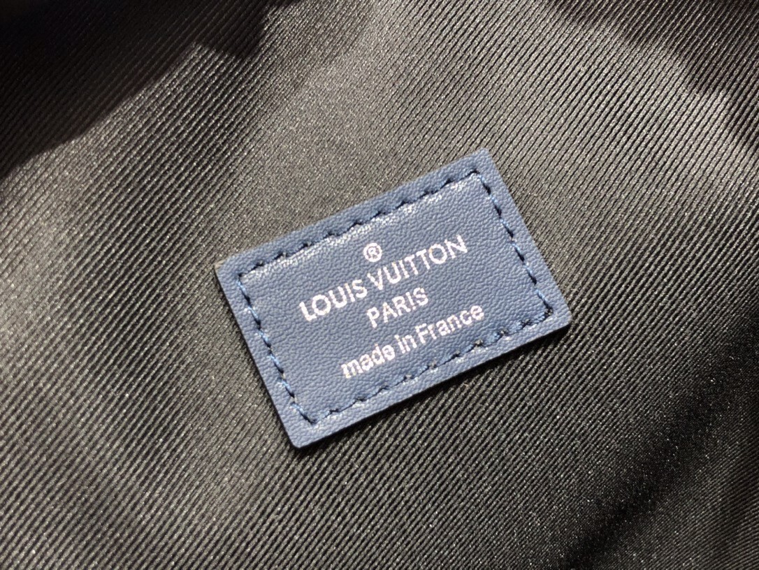 LV CHRISTOPHER SLIM BACKPACK M58644 