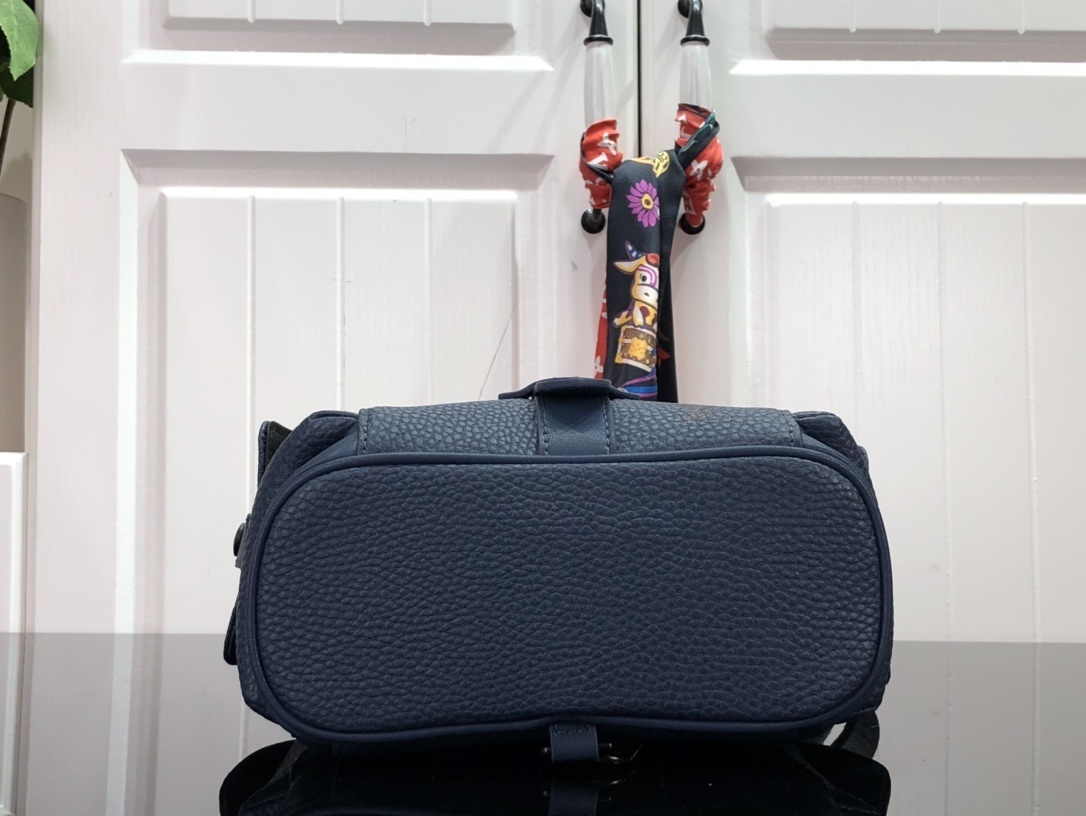 LV CHRISTOPHER XS M58495