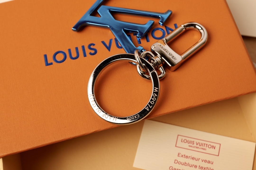 LV CHROMATIC BAG CHARM AND KEY HOLDER M69974