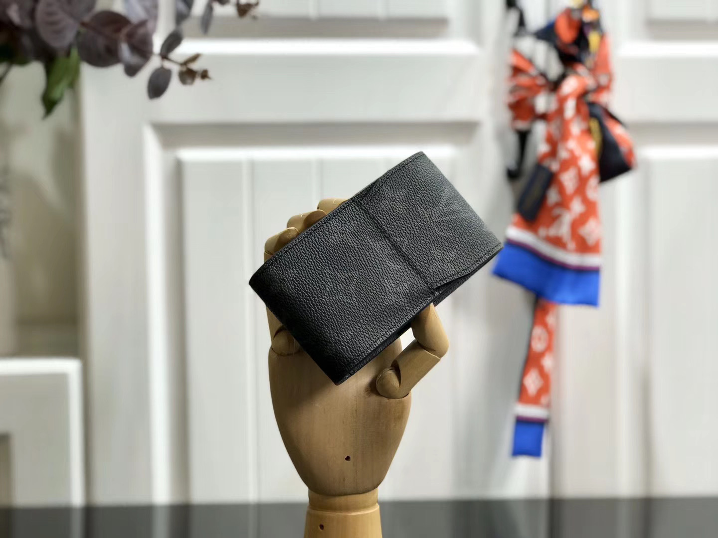 LV CIGARETTE CASE M63024