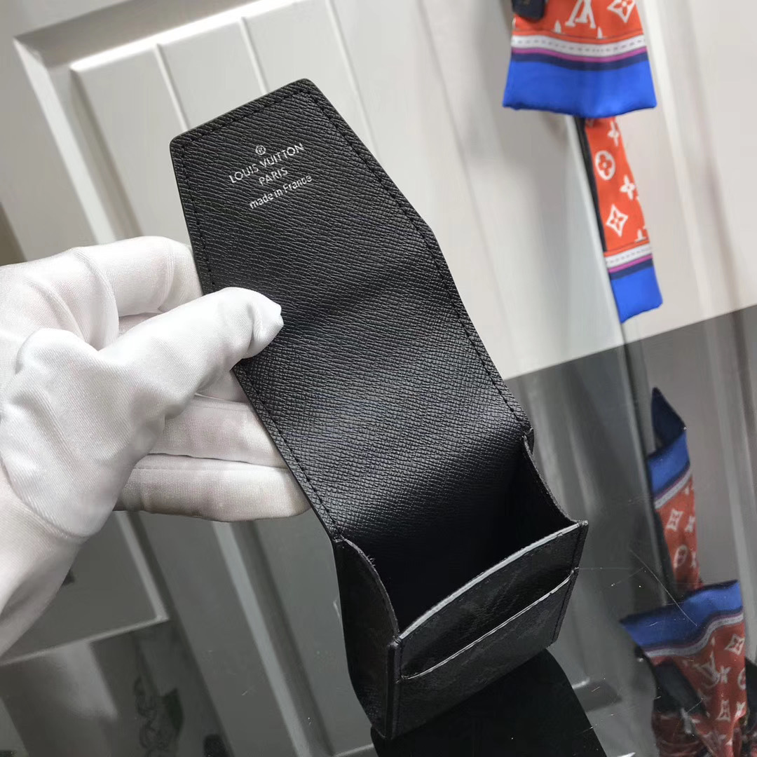 LV CIGARETTE CASE M63024