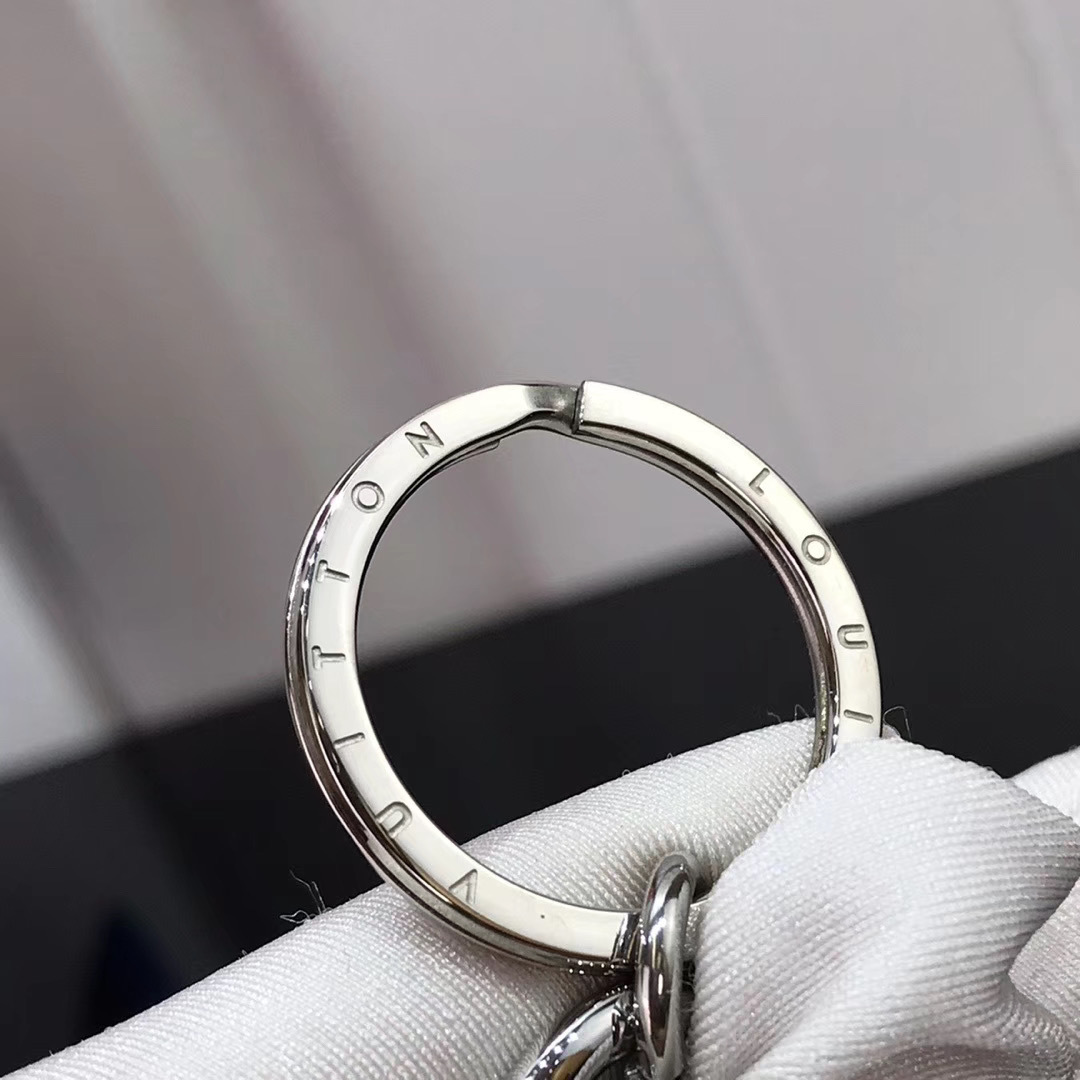 LV CIRCLE STRASS BAG CHARM AND KEY HOLDER M68464