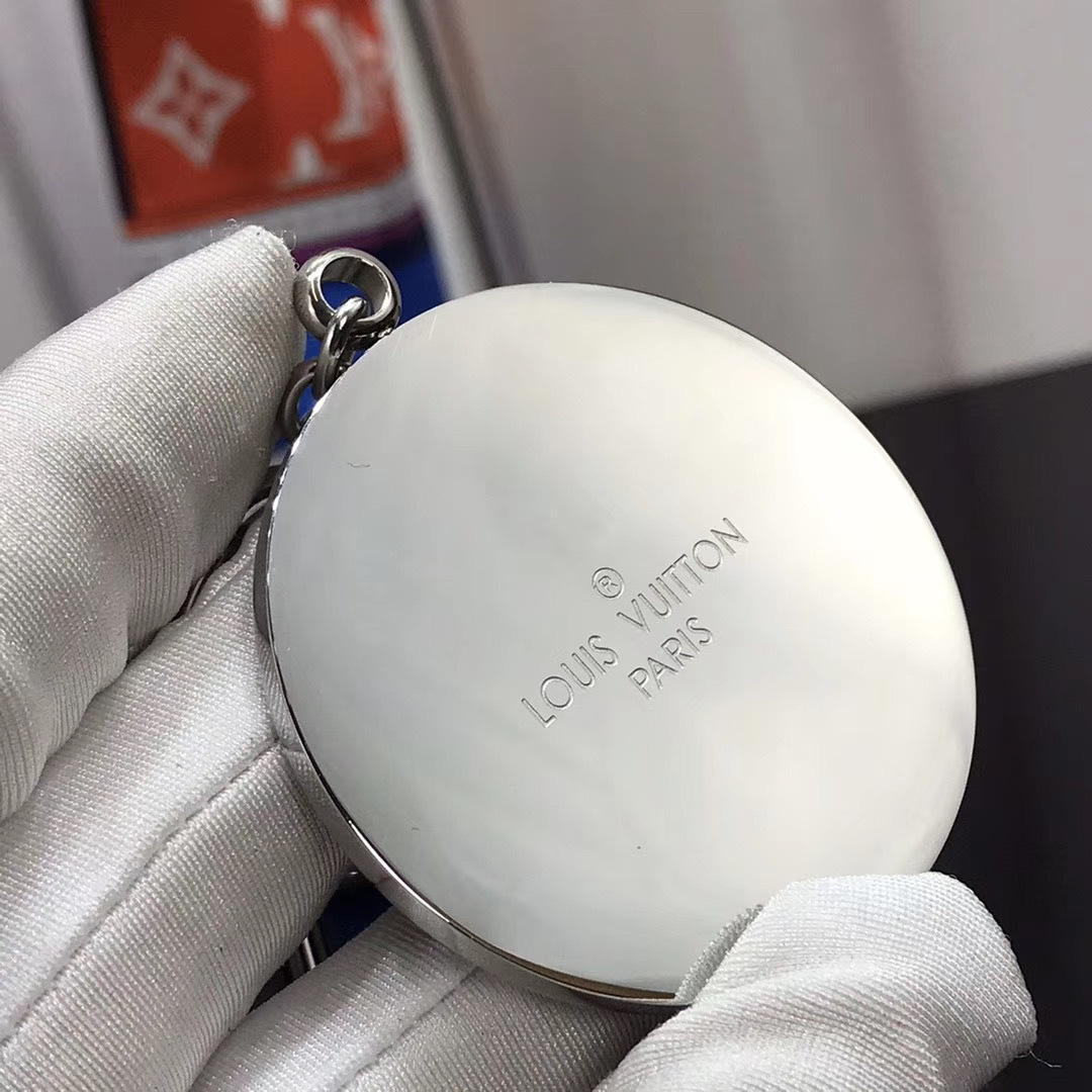 LV CIRCLE STRASS BAG CHARM AND KEY HOLDER M68464