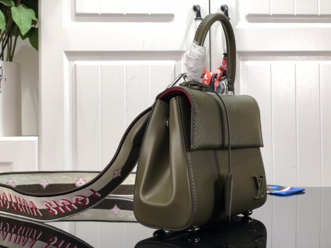 LV CLUNY MINI M58928