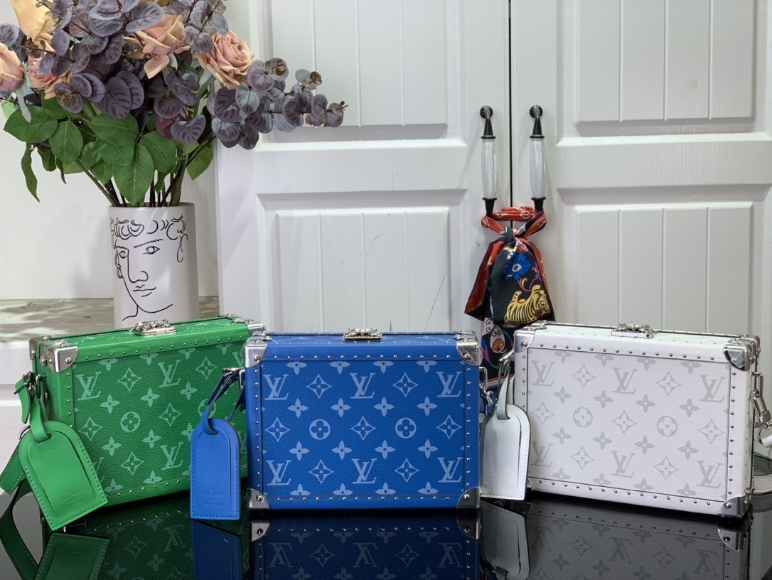 LV Clutch Box M11049 