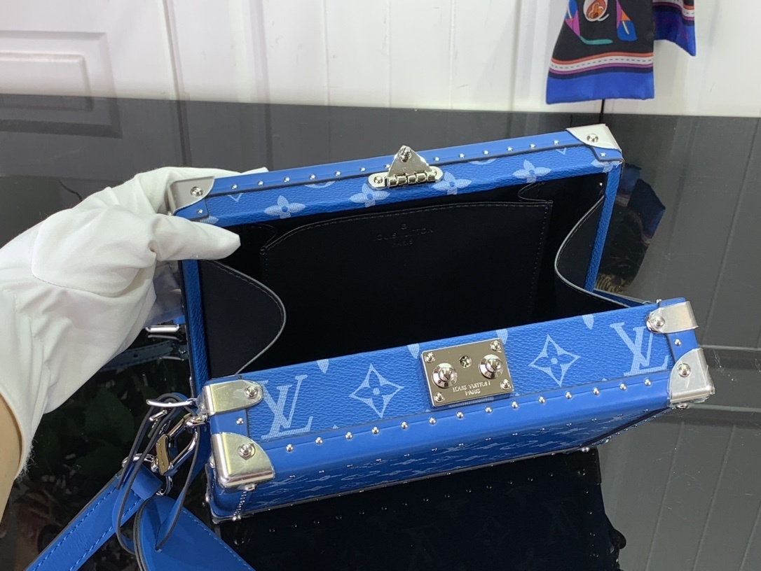 LV Clutch Box M11049 