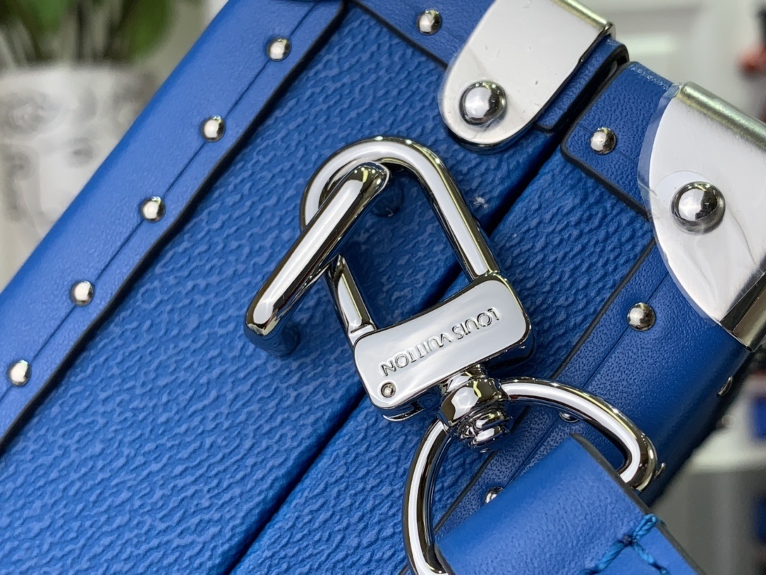 LV Clutch Box M11049 