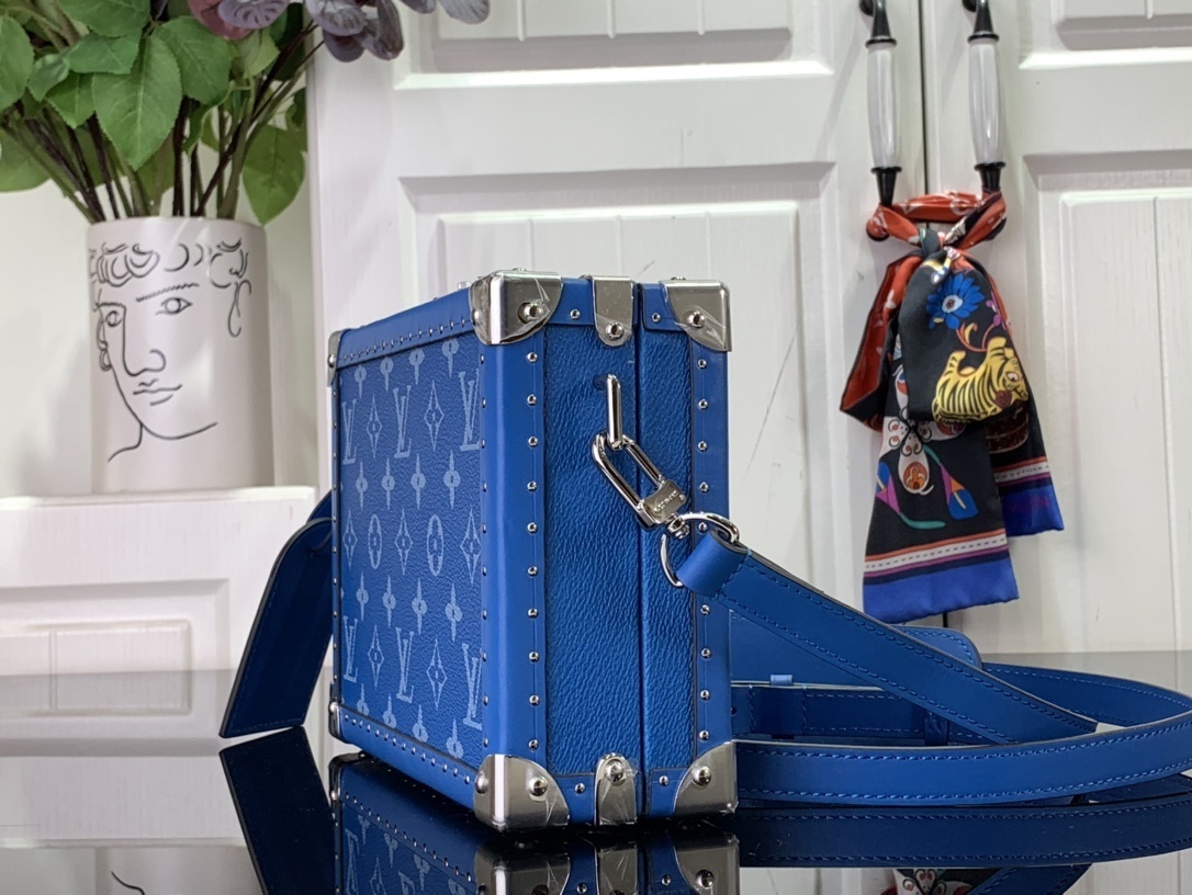 LV Clutch Box M11049 