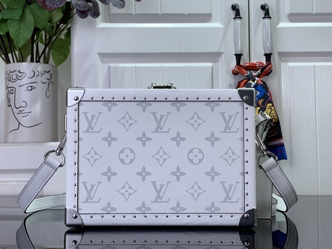 LV Clutch Box M11049 
