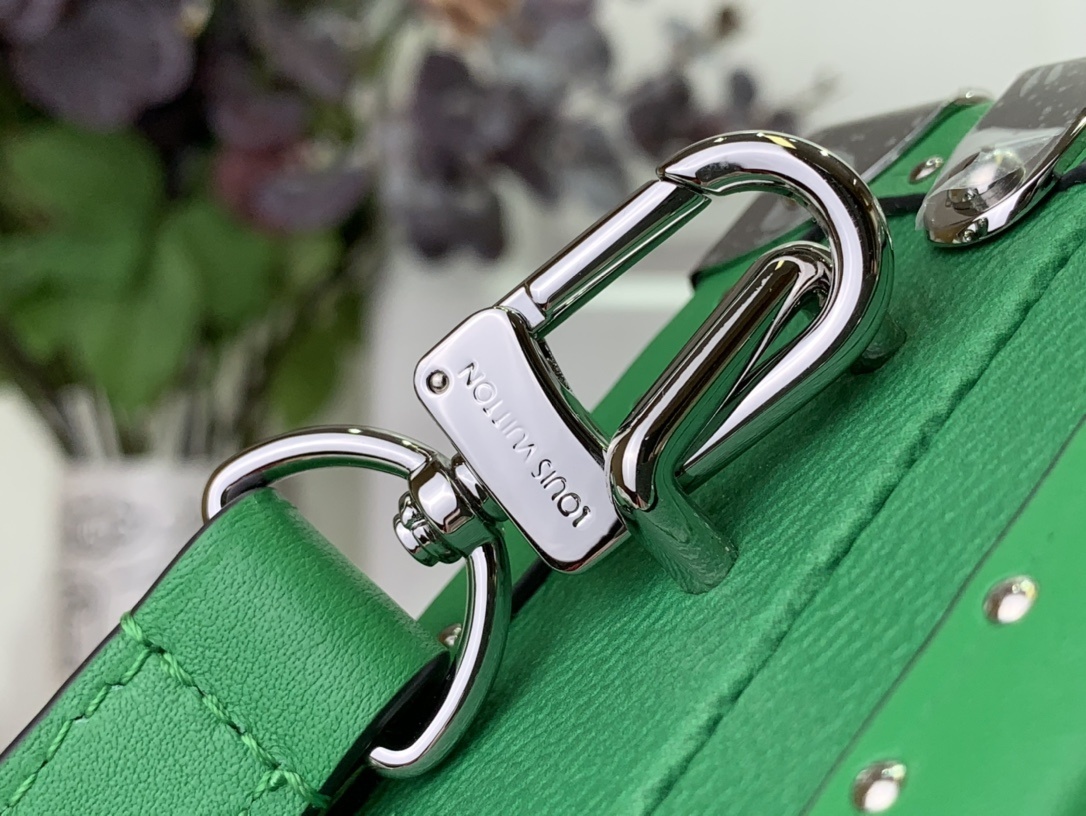 LV Clutch Box M11049 