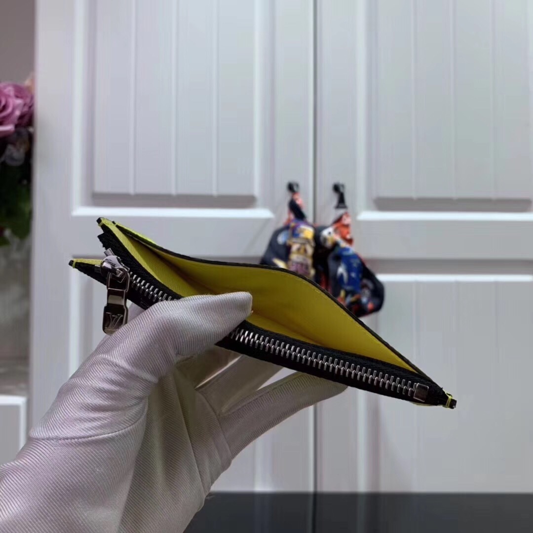 LV COIN CARD HOLDER M30270