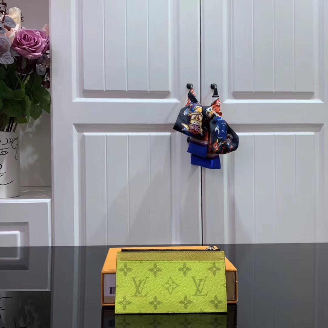 LV COIN CARD HOLDER M30270