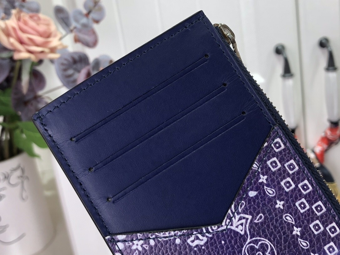 LV COIN CARD HOLDER M81432