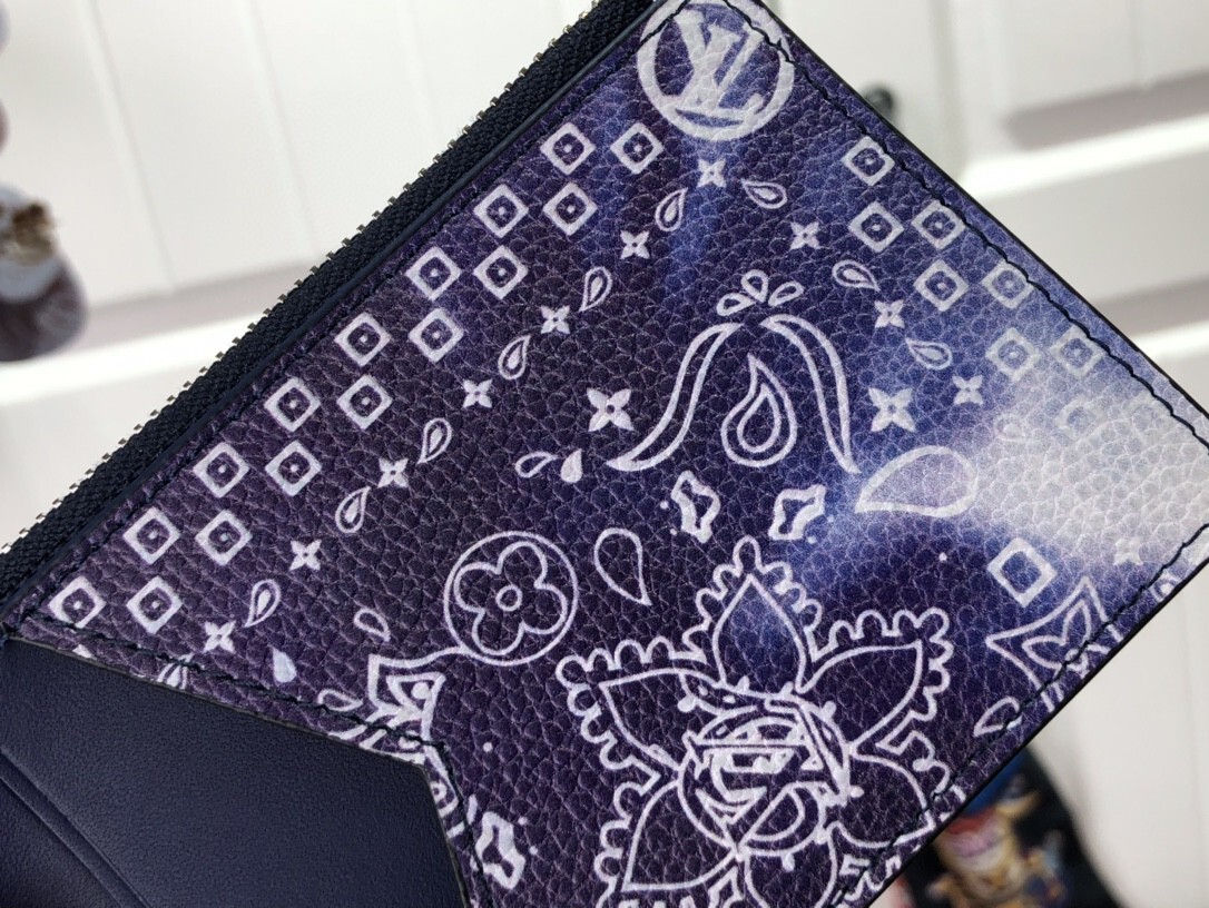 LV COIN CARD HOLDER M81432