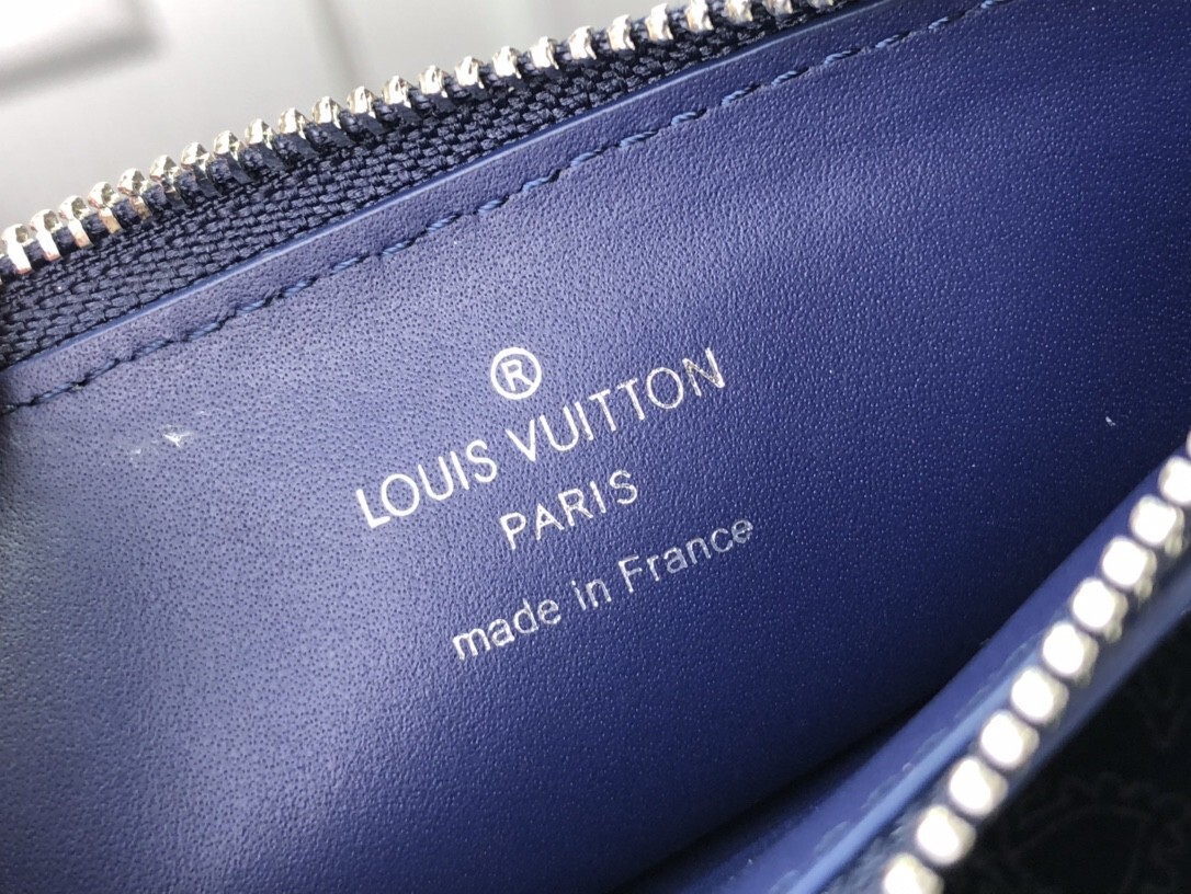 LV COIN CARD HOLDER M81432