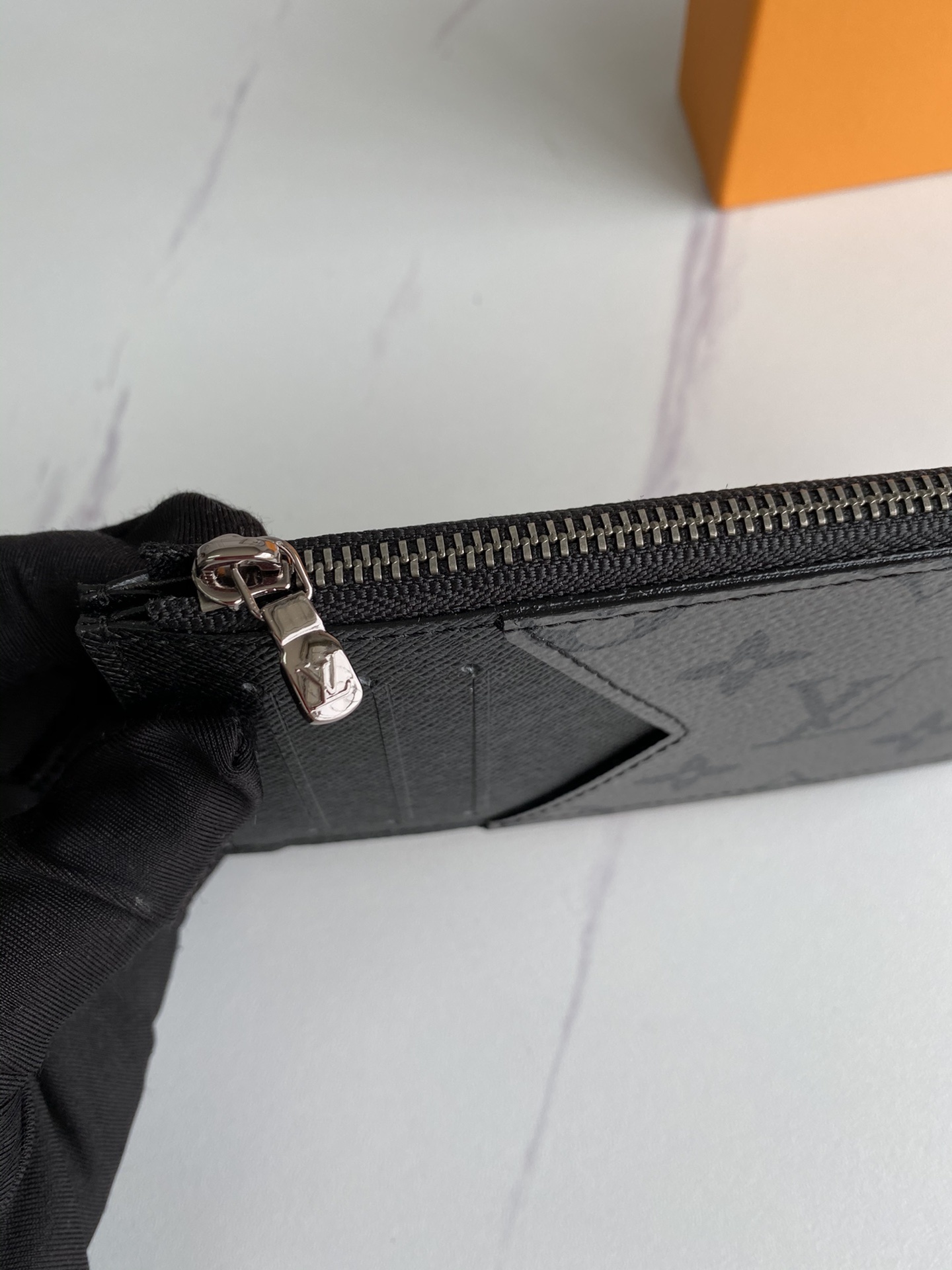 LV COIN CARD HOLDER N64038B