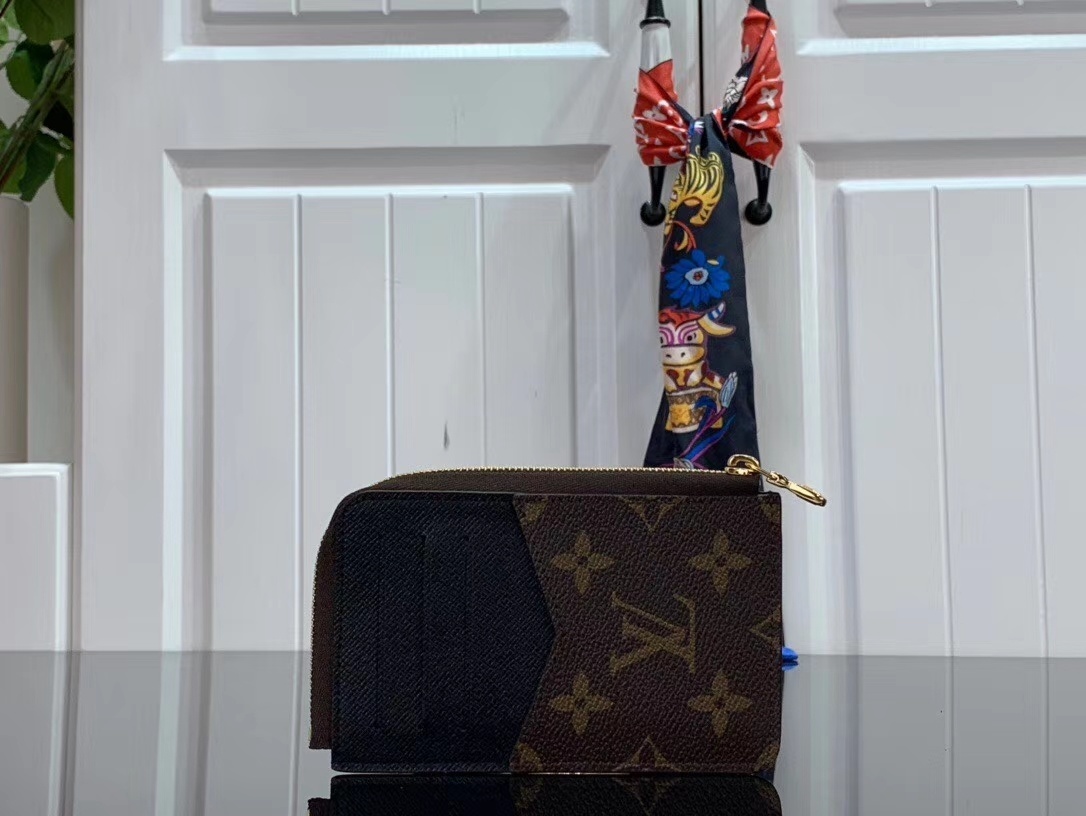 LV COIN PURSE M60167 