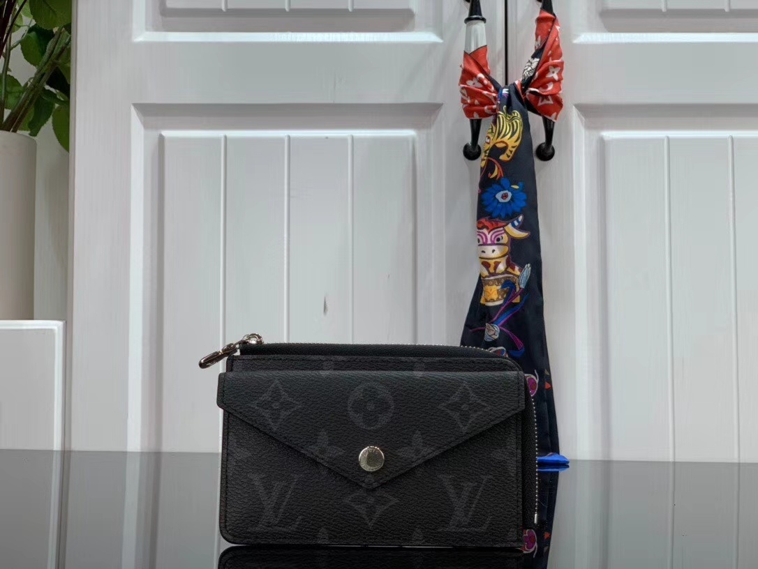 LV COIN PURSE M60167 