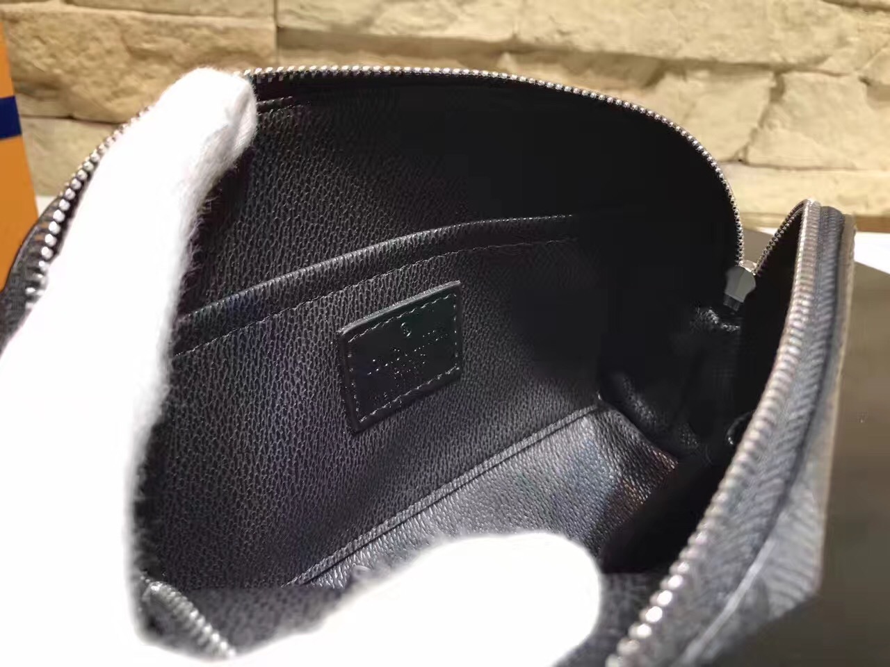 LV Cosmetic Bag M47515 