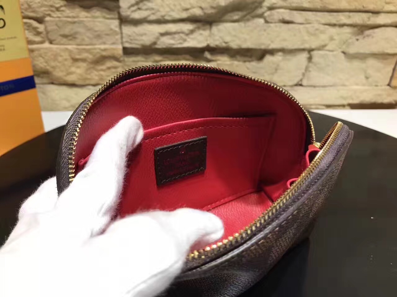 LV Cosmetic Bag M47515 