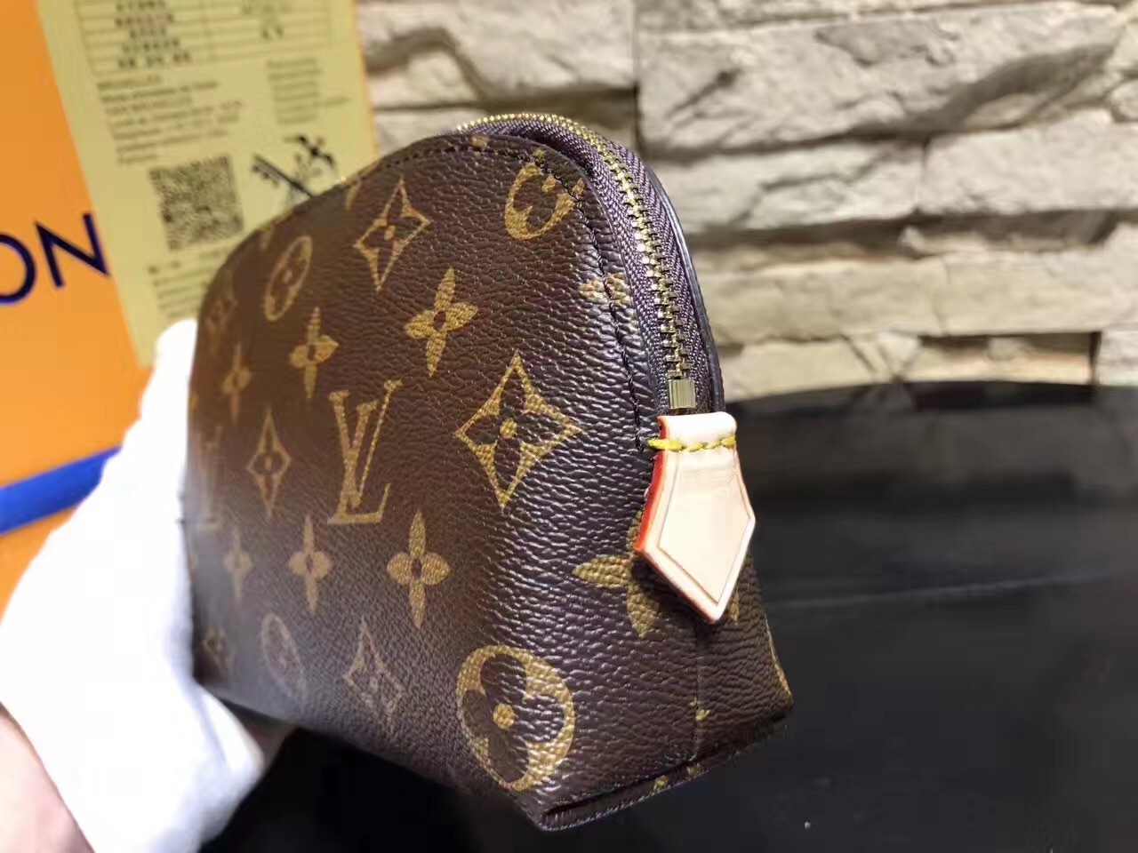 LV Cosmetic Bag M47515 