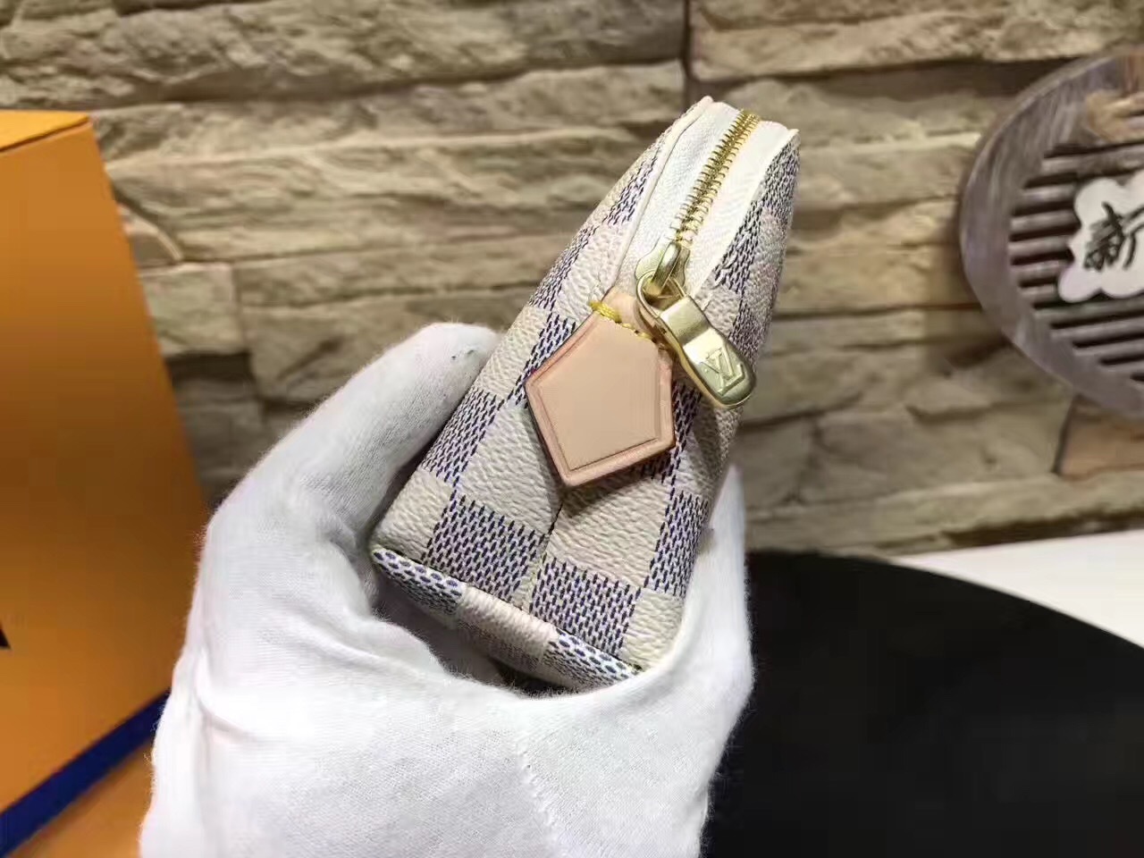 LV Cosmetic Bag M47515 