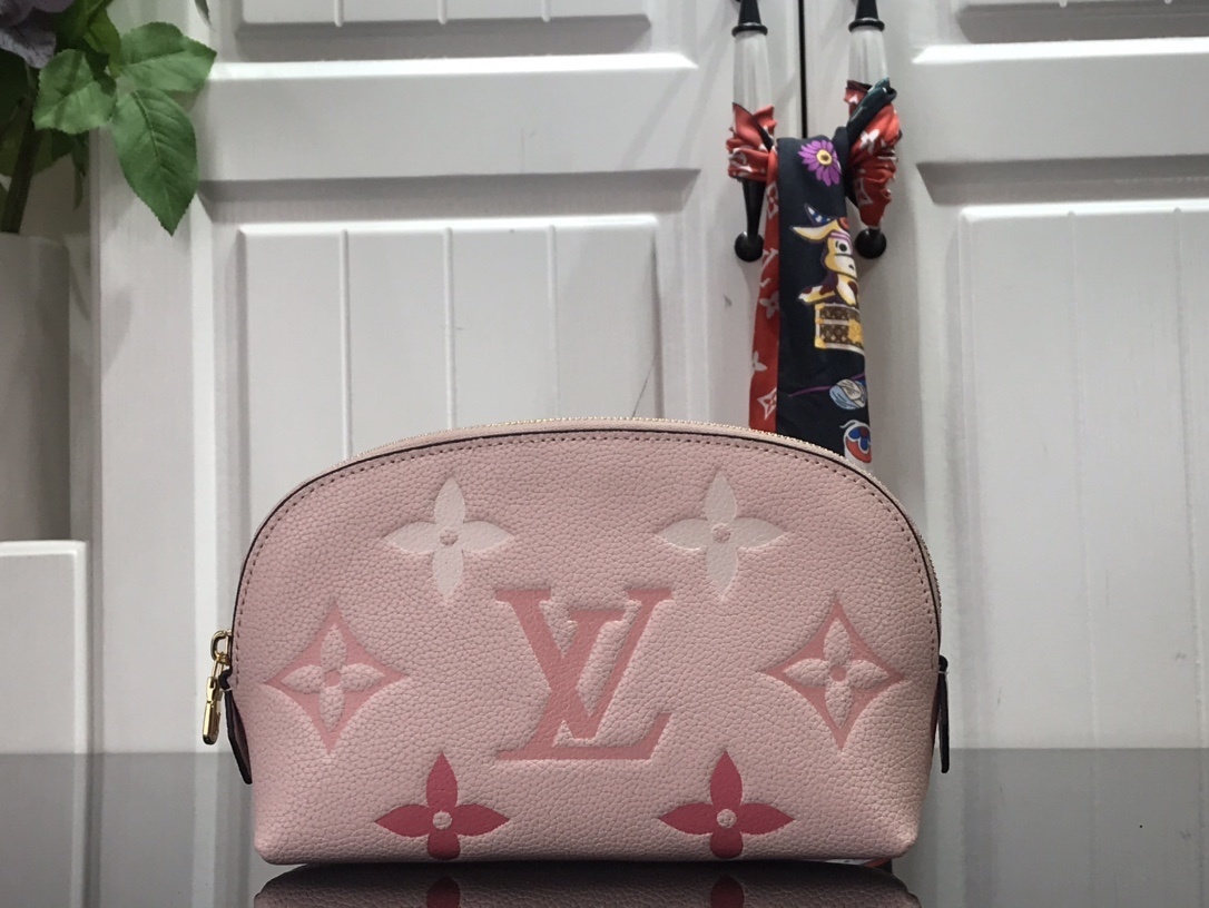 LV COSMETIC POUCH M80502 