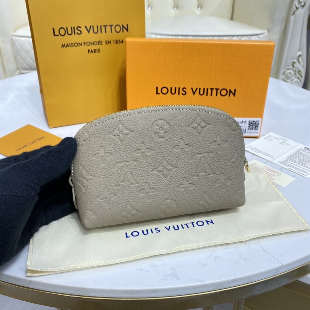 LV COSMETIC POUCH PM M69413
