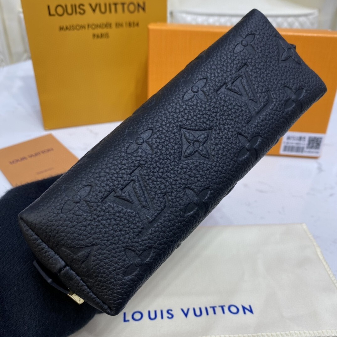 LV COSMETIC POUCH PM M69413
