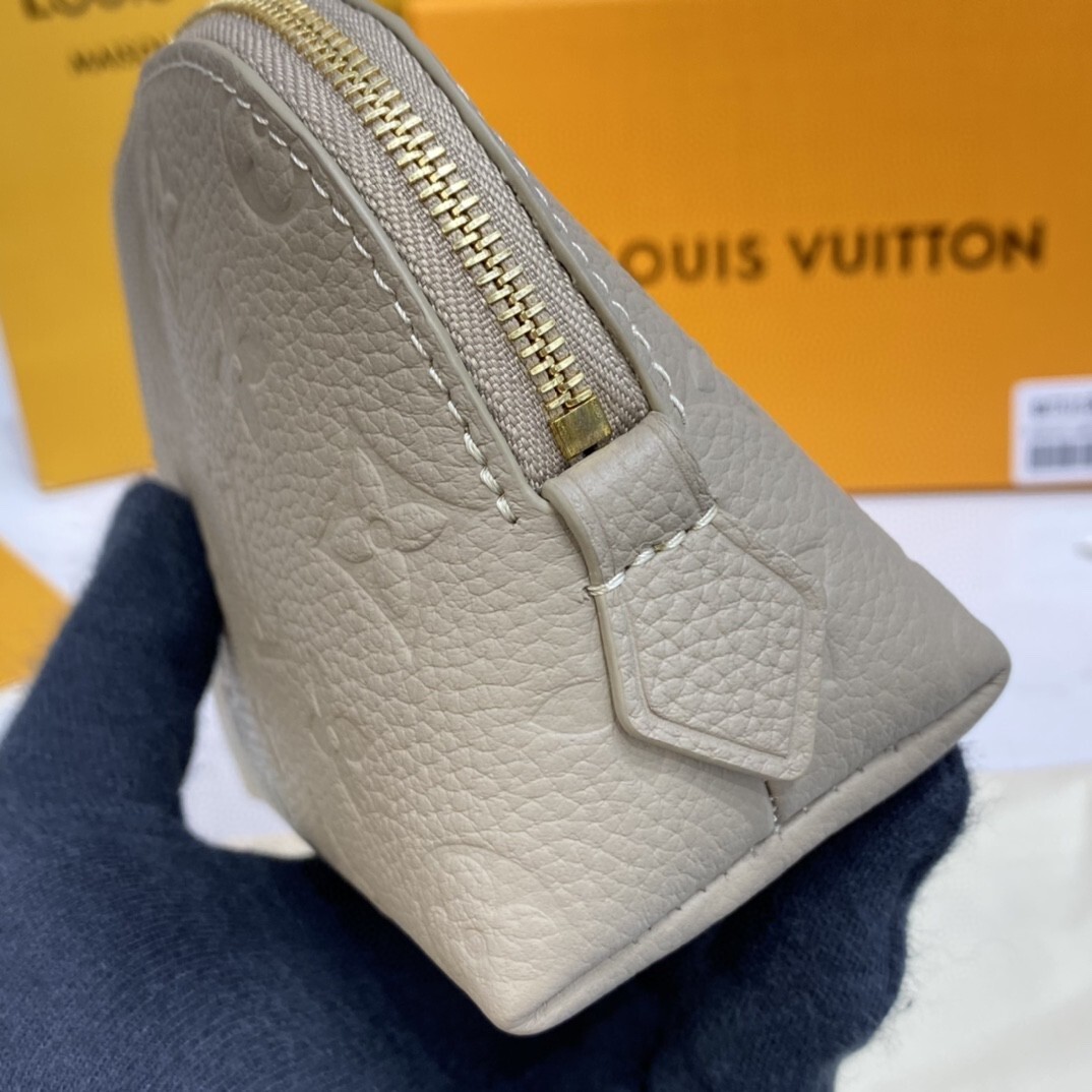 LV COSMETIC POUCH PM M69413