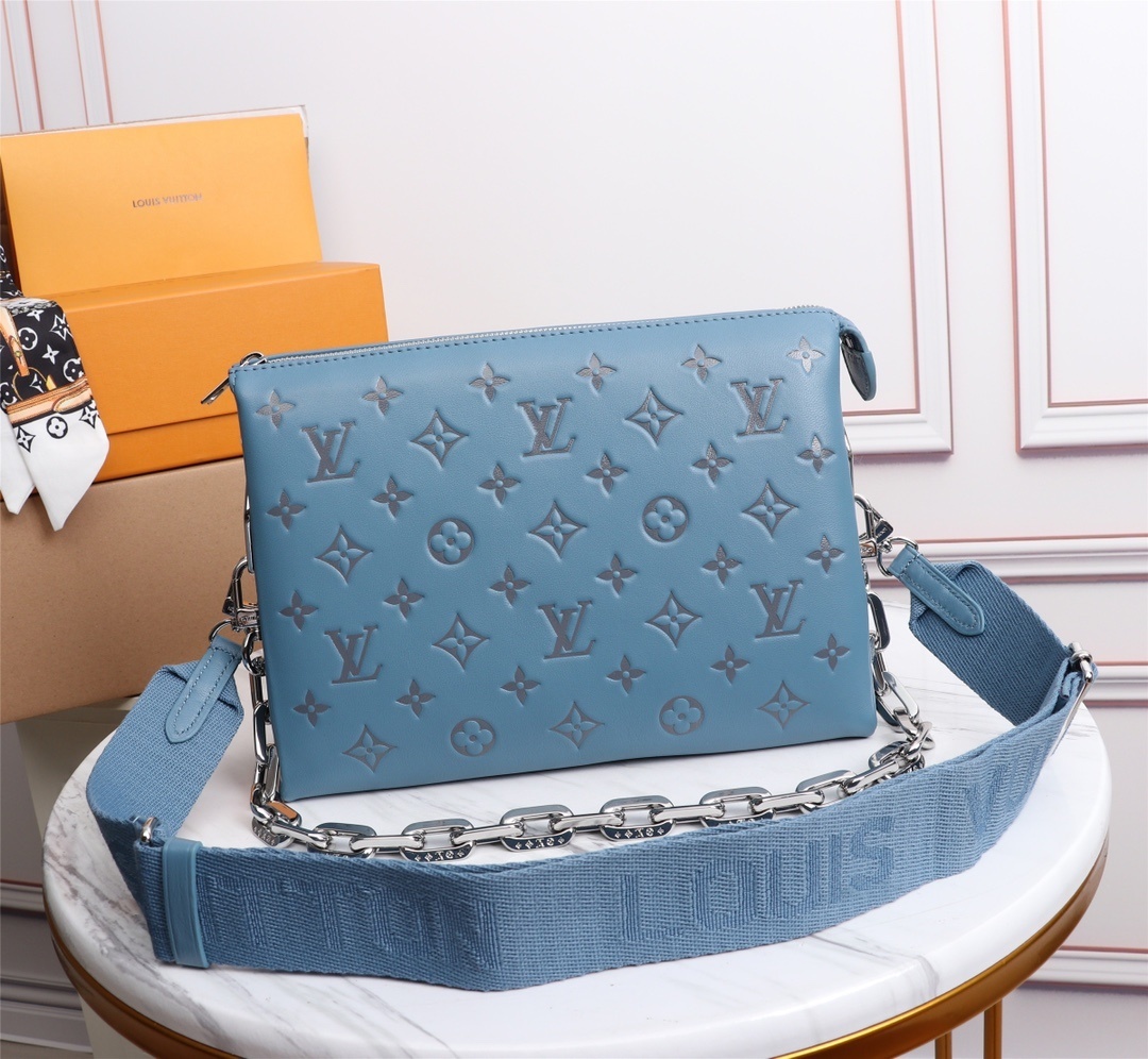 LV Coussin 4106X 