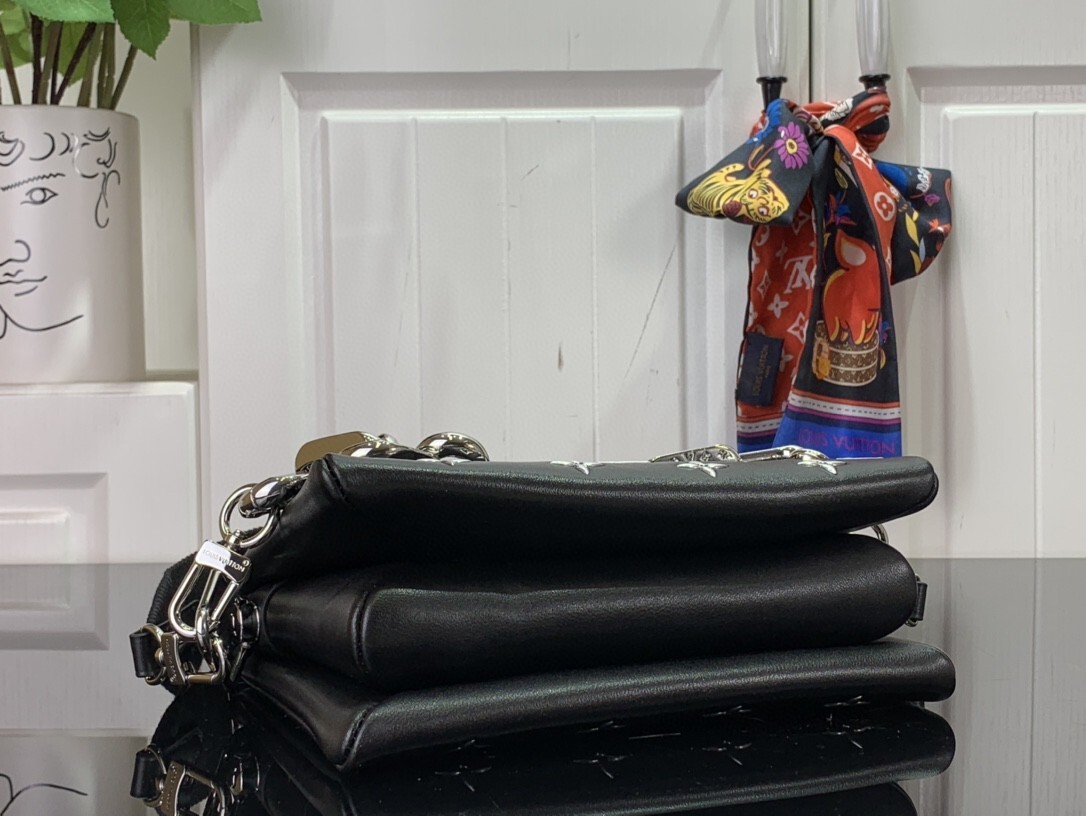 LV COUSSIN BB M20574 