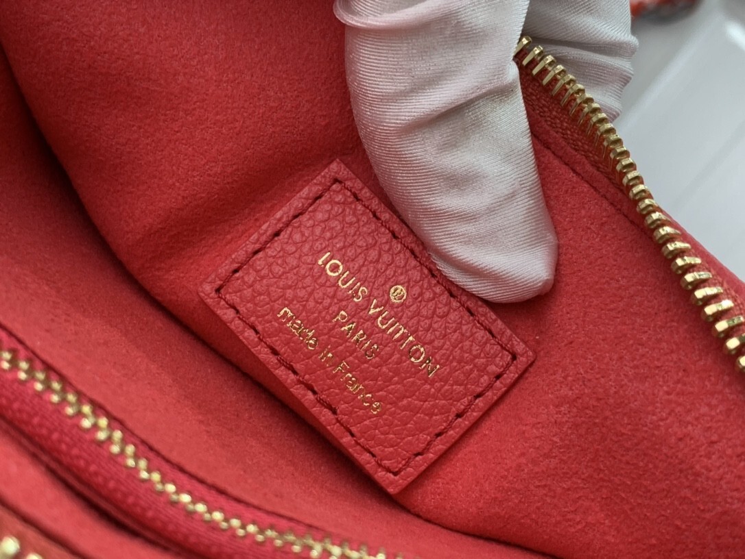 LV COUSSIN BB M20750