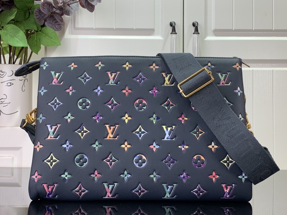 LV COUSSIN MM M21204